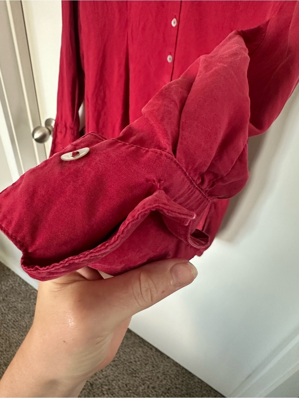 Ann Taylor 100% Silk Red Long-Sleeve Button-Down Blouse - Picture 7 of 10